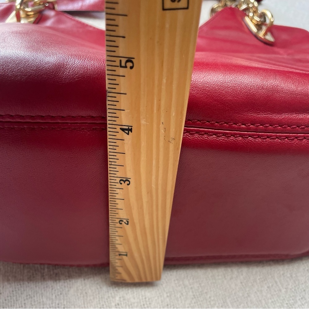 Michael Kors Red Leather Shoulder Hobo with Gold Double Chain Strap - Picture 3 of 15